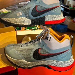 NEW Nike SFB React Carbon Boots, Hiking Shoes, Men’s Size 14